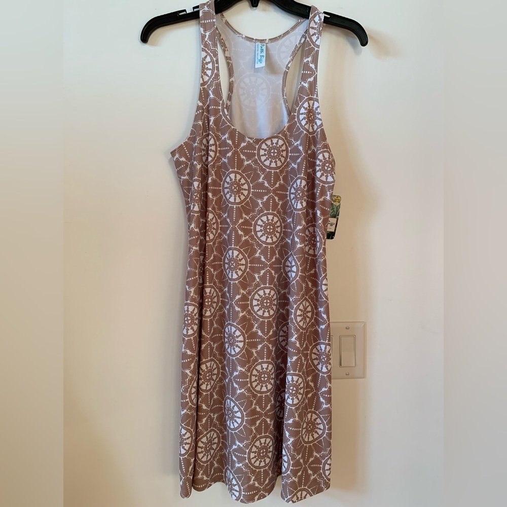 Patti Briggs Coastal Collection Dress Large NWT Annie T Back Dress Brown White